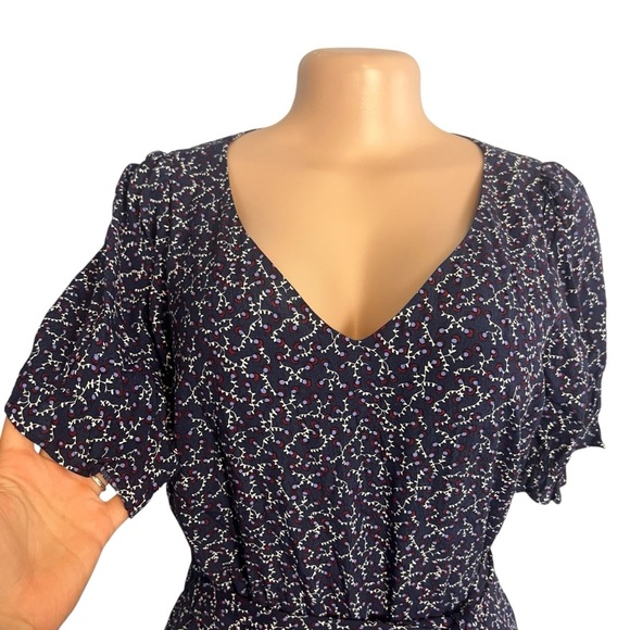 Talbots Floral Print Blue Jumpsuit Short Sleeve - Picture 10 of 11